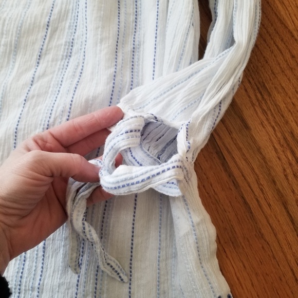 Wit & Wisdom Off the Shoulder Embroidered Boho Top - Picture 6 of 8